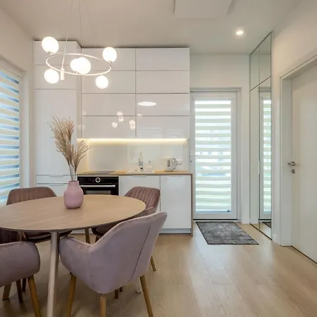 Holiday home Light - Mano Jura 1 Kunigiskiai - By Hello Sea Homes