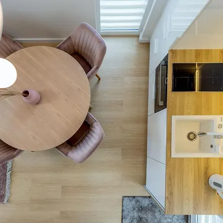 Light - Mano Jura 1 Kunigiskiai - By Hello Sea Homes Palanga